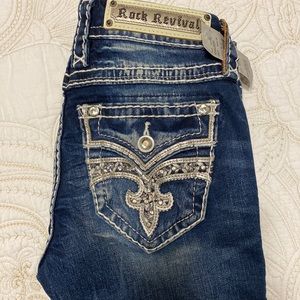 NWT Rock Revival straight jeans in size 24